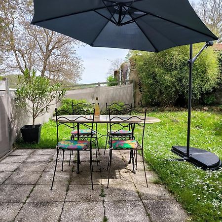 Gites Le Vieux Vinzelles Volvic Esterno foto