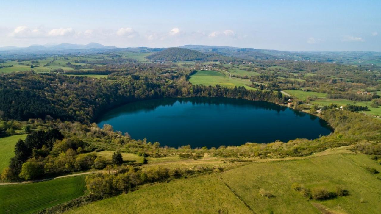 Gites Le Vieux Vinzelles Volvic Esterno foto