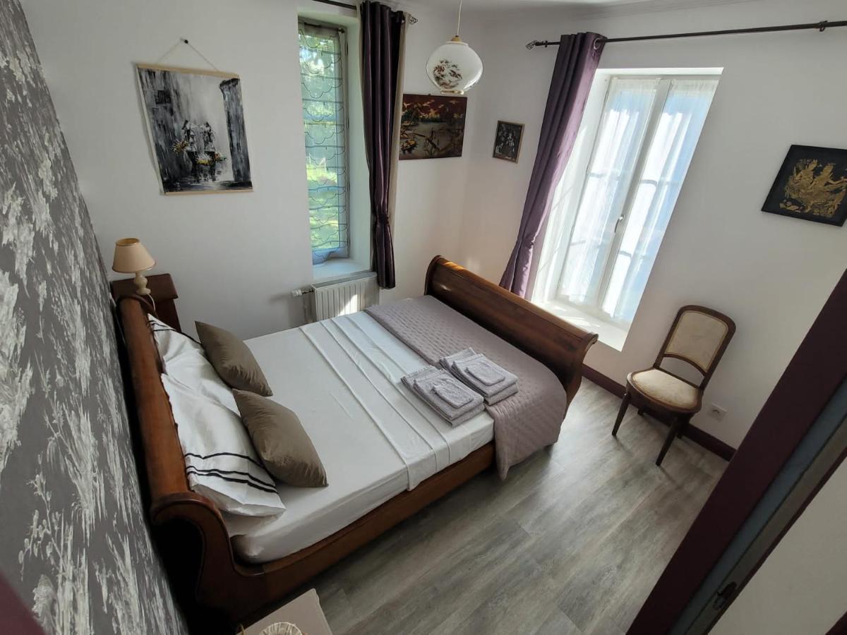 Gites Le Vieux Vinzelles Volvic Esterno foto