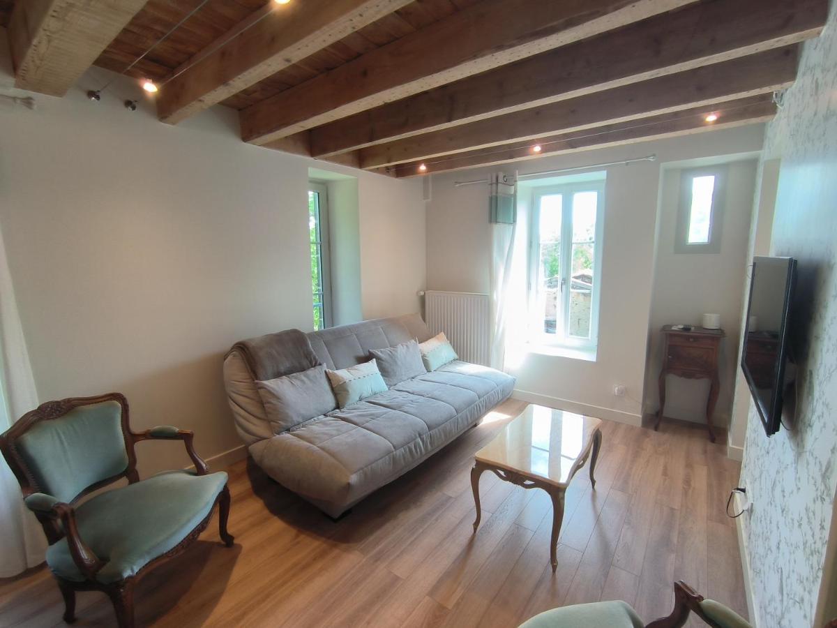 Gites Le Vieux Vinzelles Volvic Esterno foto